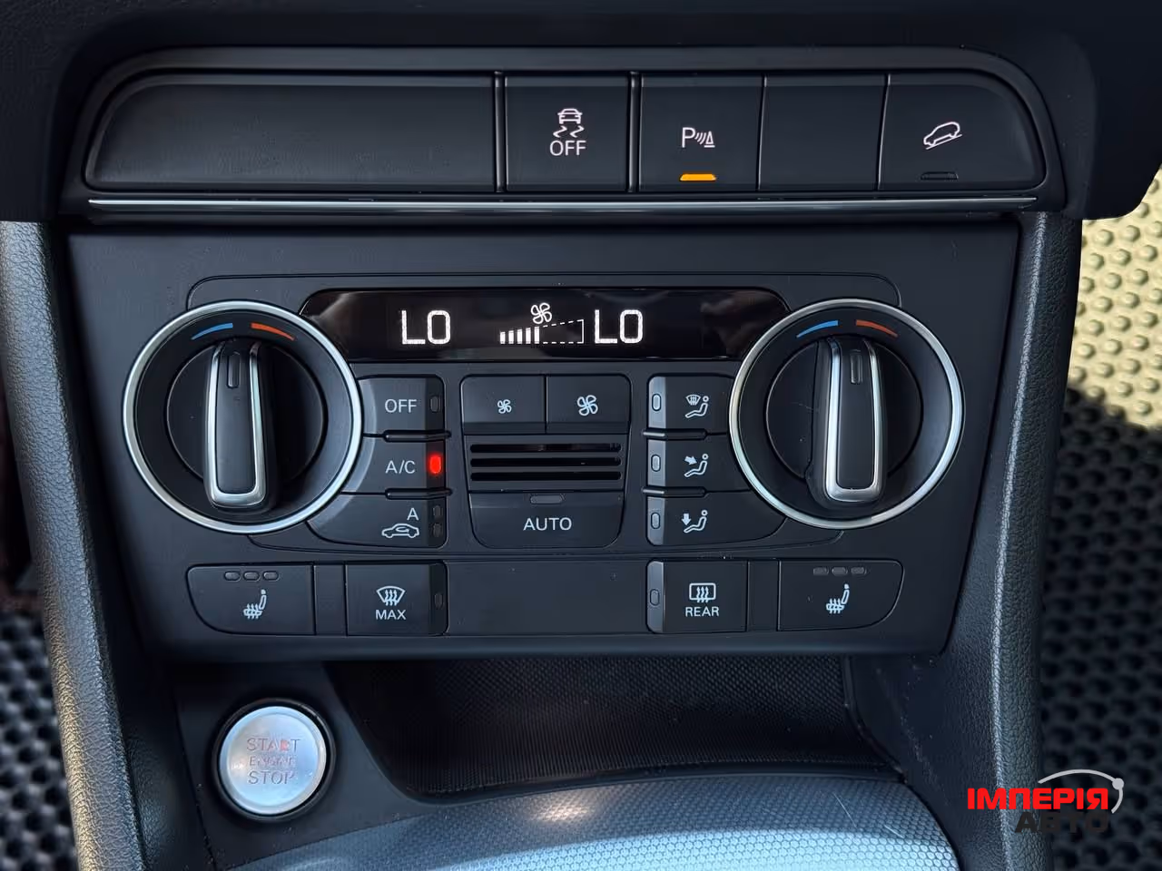 Audi Q3 - фото 42