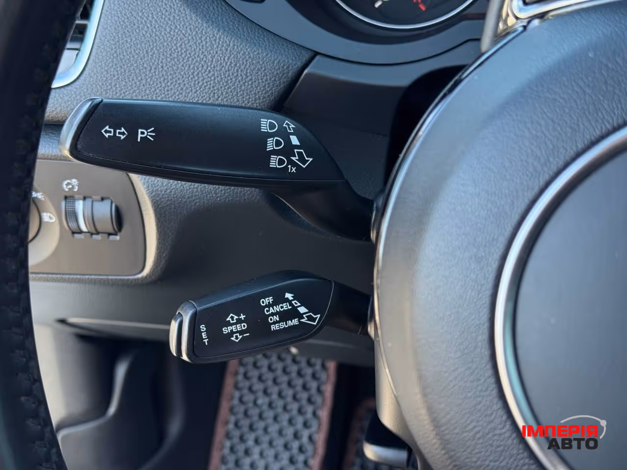 Audi Q3 - фото 46