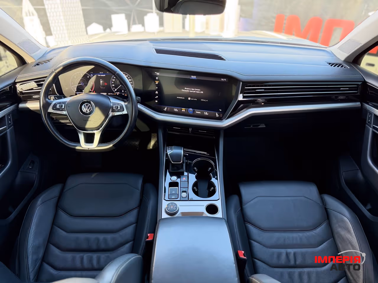Volkswagen Touareg - фото 7