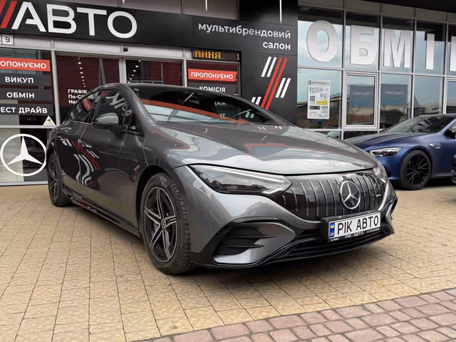 Mercedes-Benz EQE - фото 4