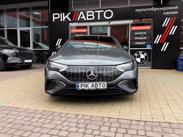Mercedes-Benz EQE - фото 3