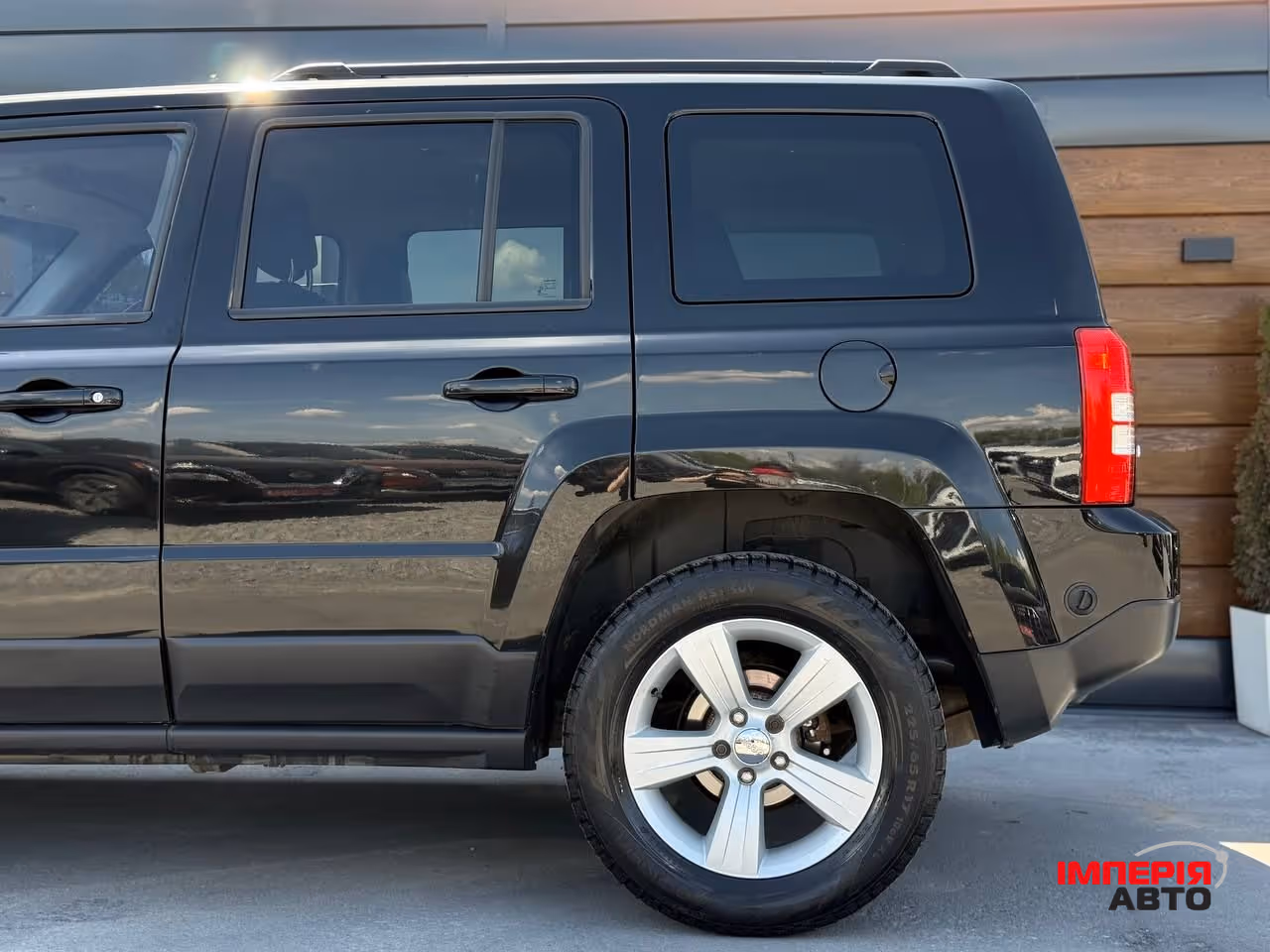 Jeep Patriot - фото 15