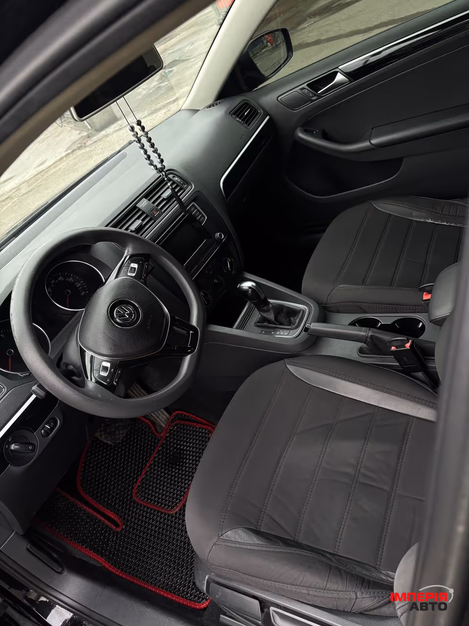 Volkswagen Jetta - фото 11