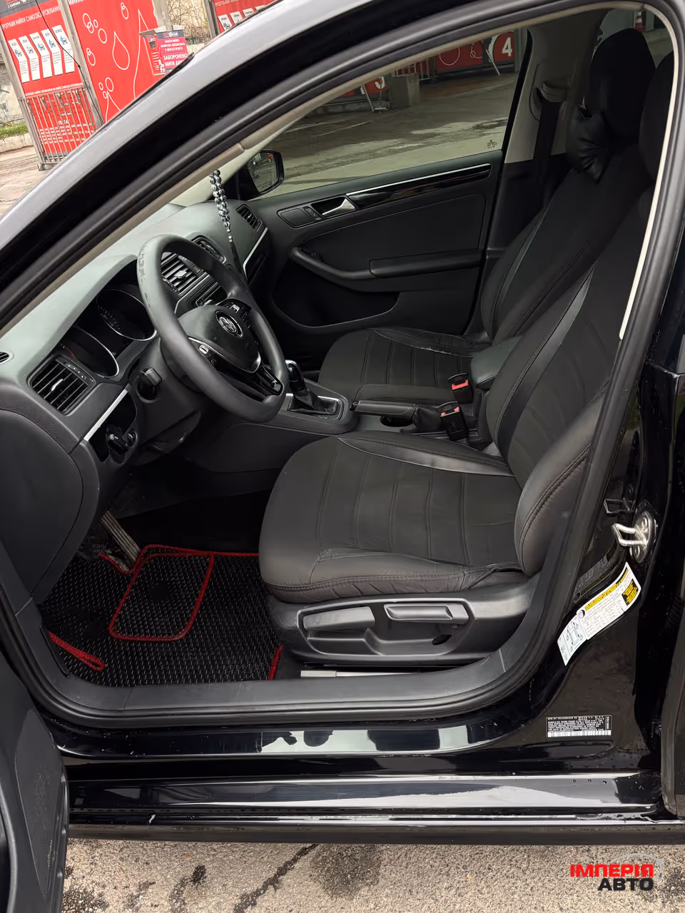 Volkswagen Jetta - фото 16