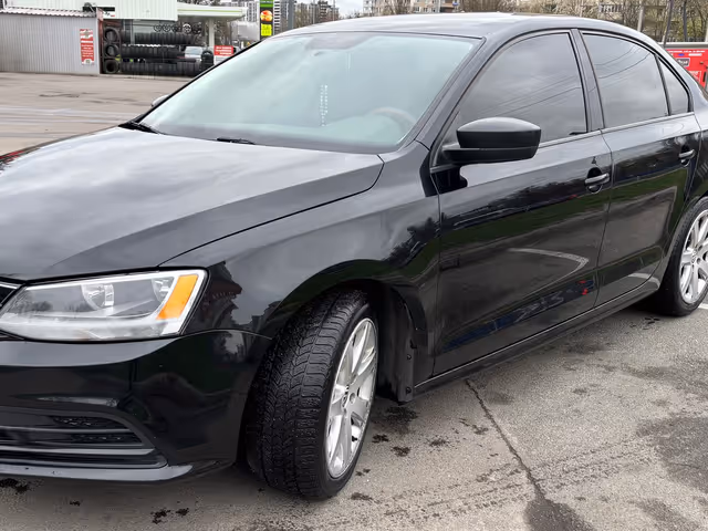 Volkswagen Jetta - фото 3