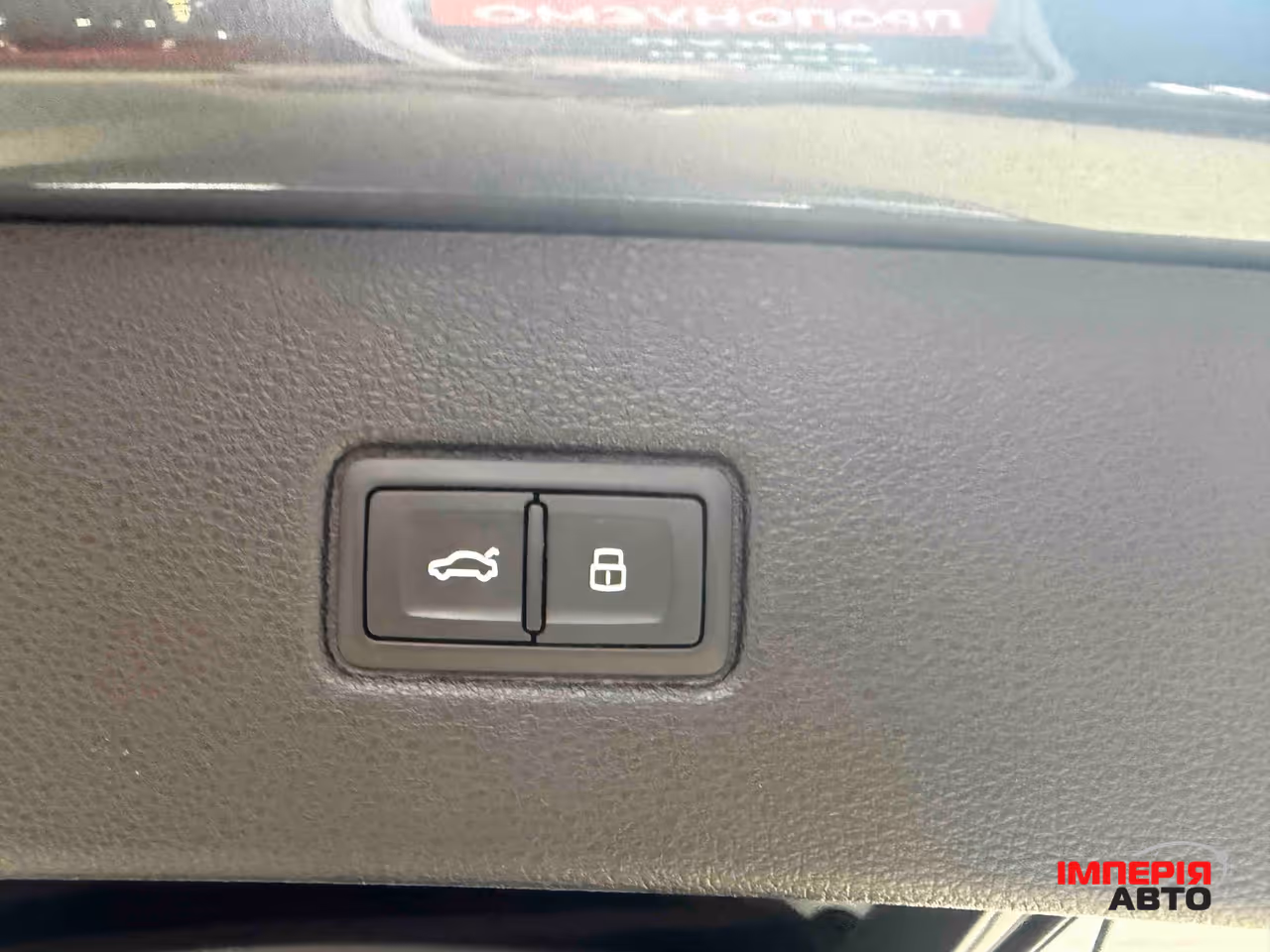 Audi Q7 - фото 42