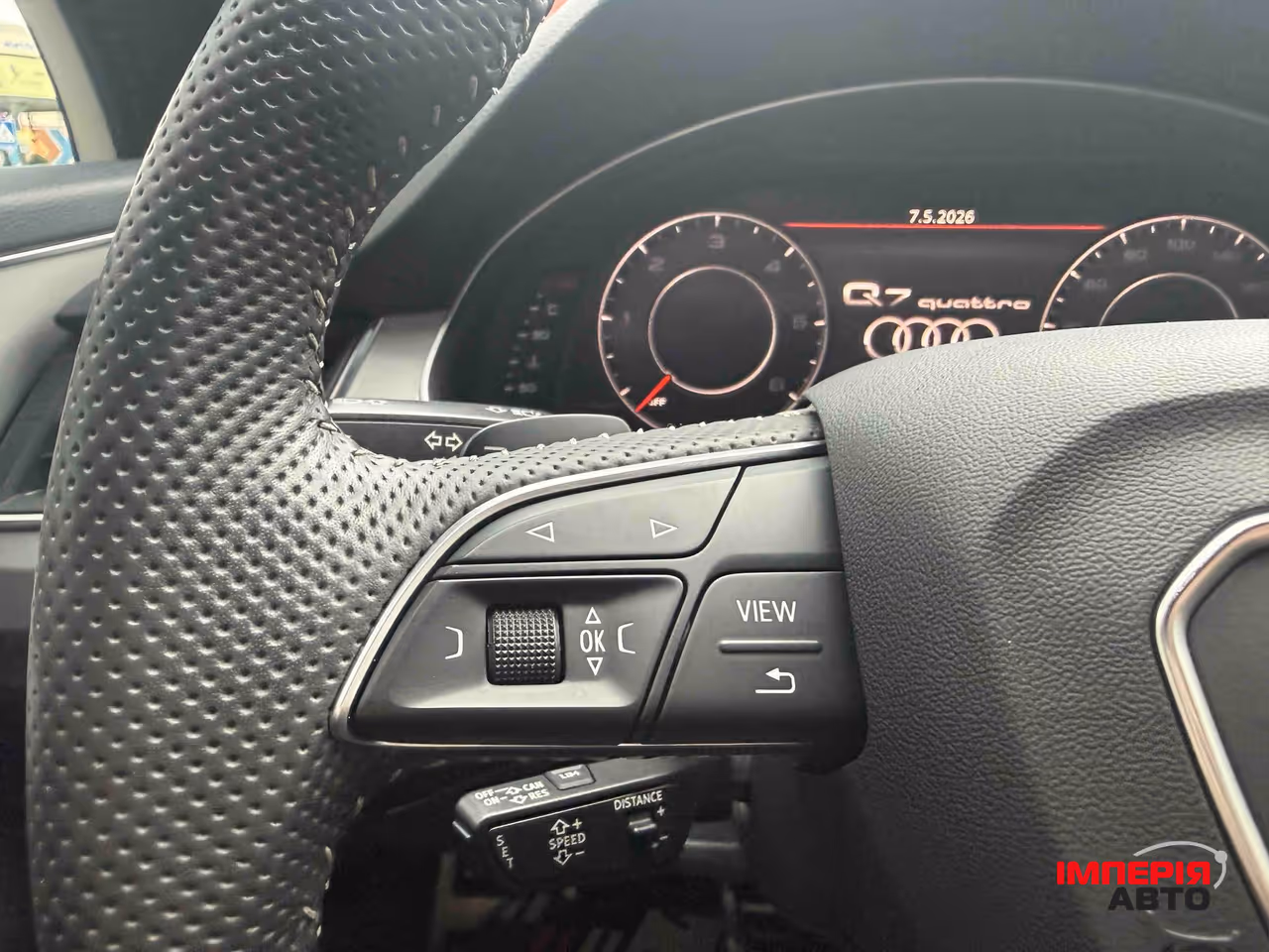 Audi Q7 - фото 18