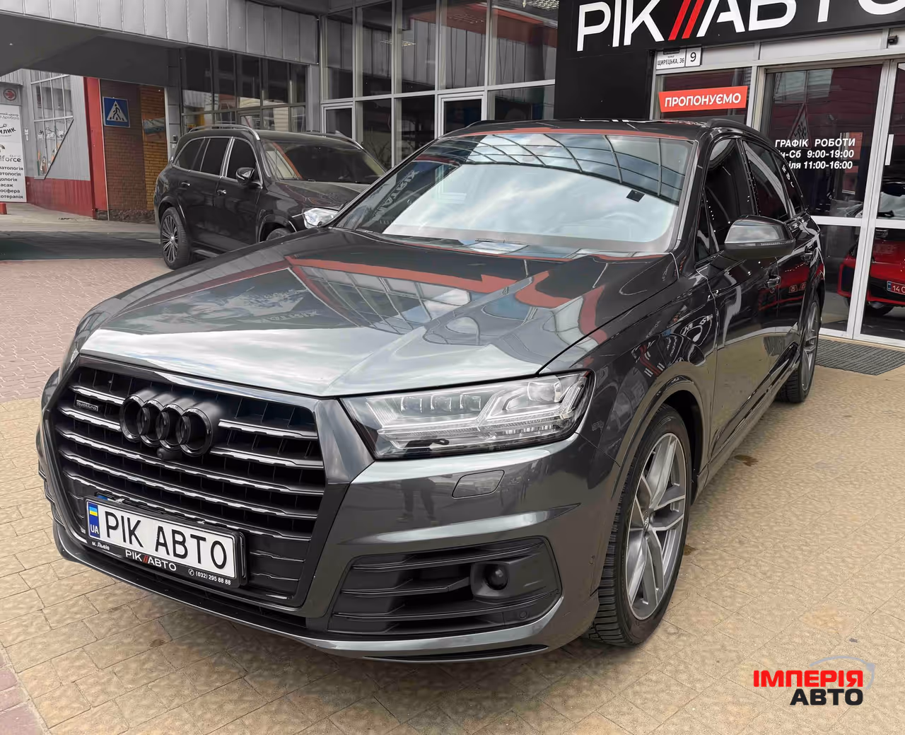 Audi Q7 - фото 3