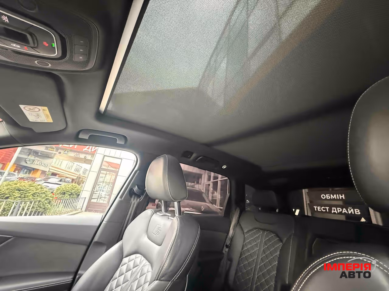 Audi Q7 - фото 32