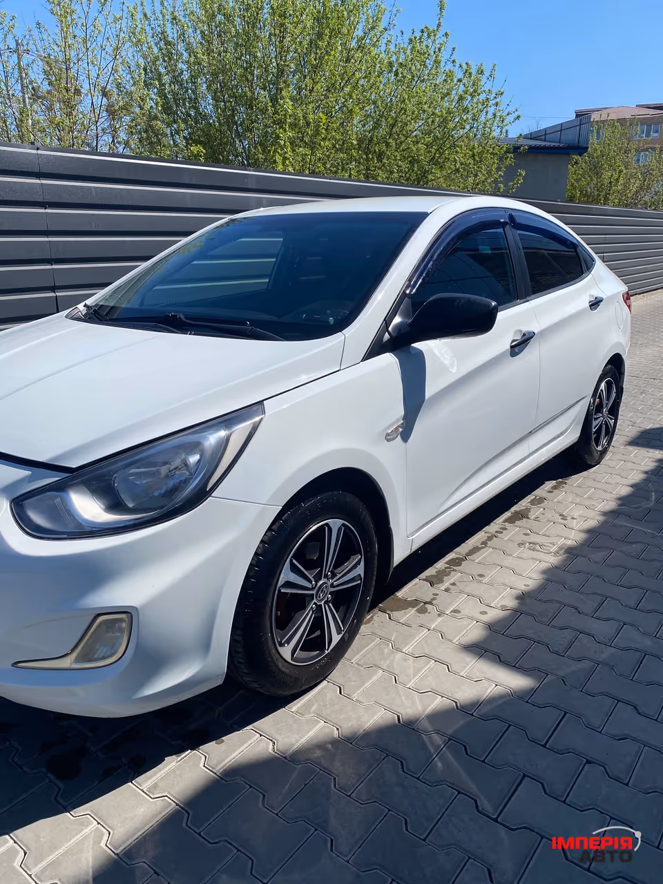 Hyundai Accent - фото 4