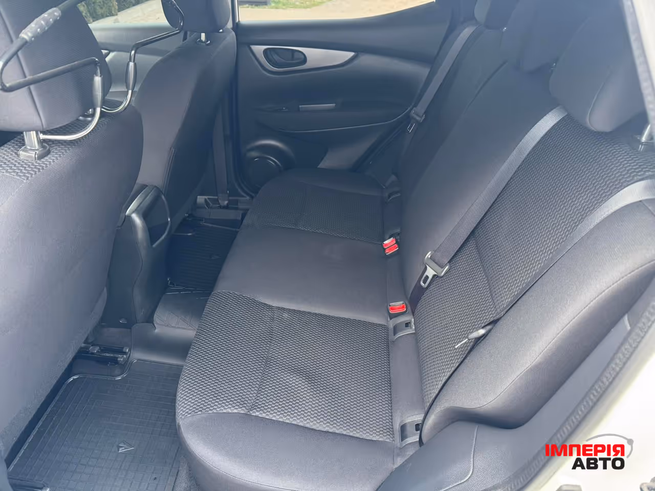 Nissan Qashqai - фото 13