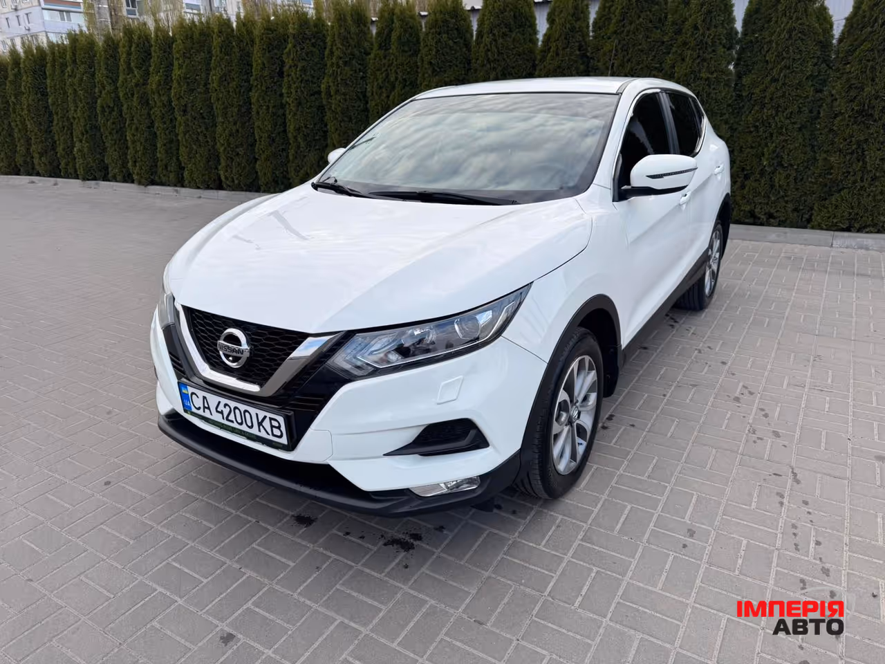 Nissan Qashqai - фото 1