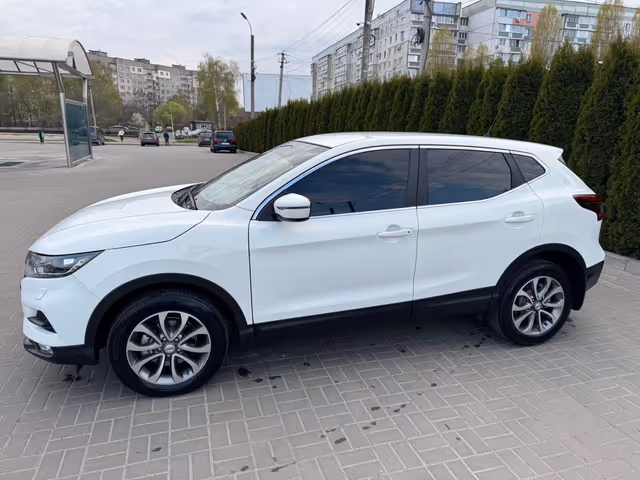 Nissan Qashqai - фото 3