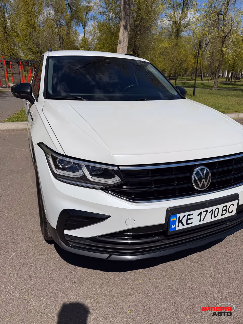 Volkswagen Tiguan - фото 11