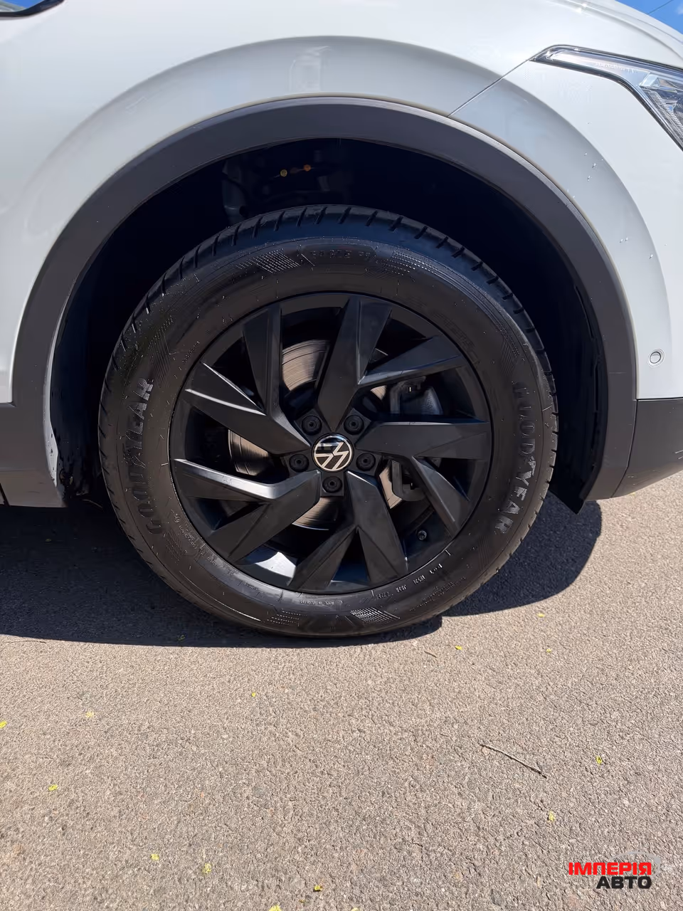 Volkswagen Tiguan - фото 35
