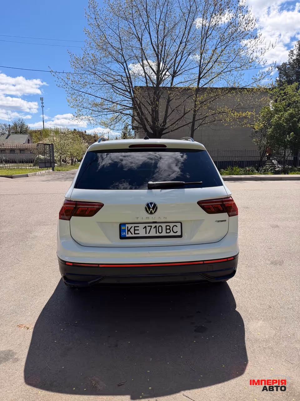 Volkswagen Tiguan - фото 7
