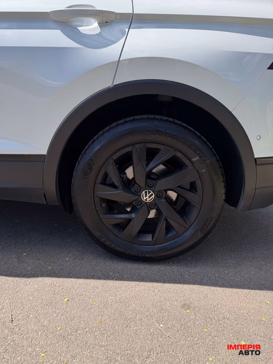 Volkswagen Tiguan - фото 33