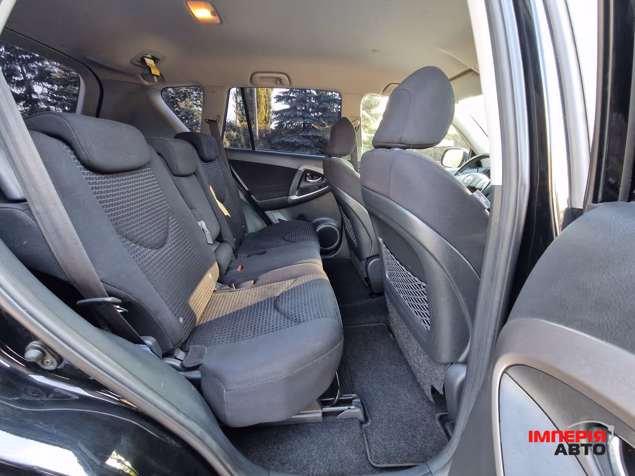 Toyota RAV4 - фото 22