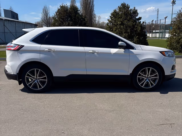 Ford Edge - фото 4