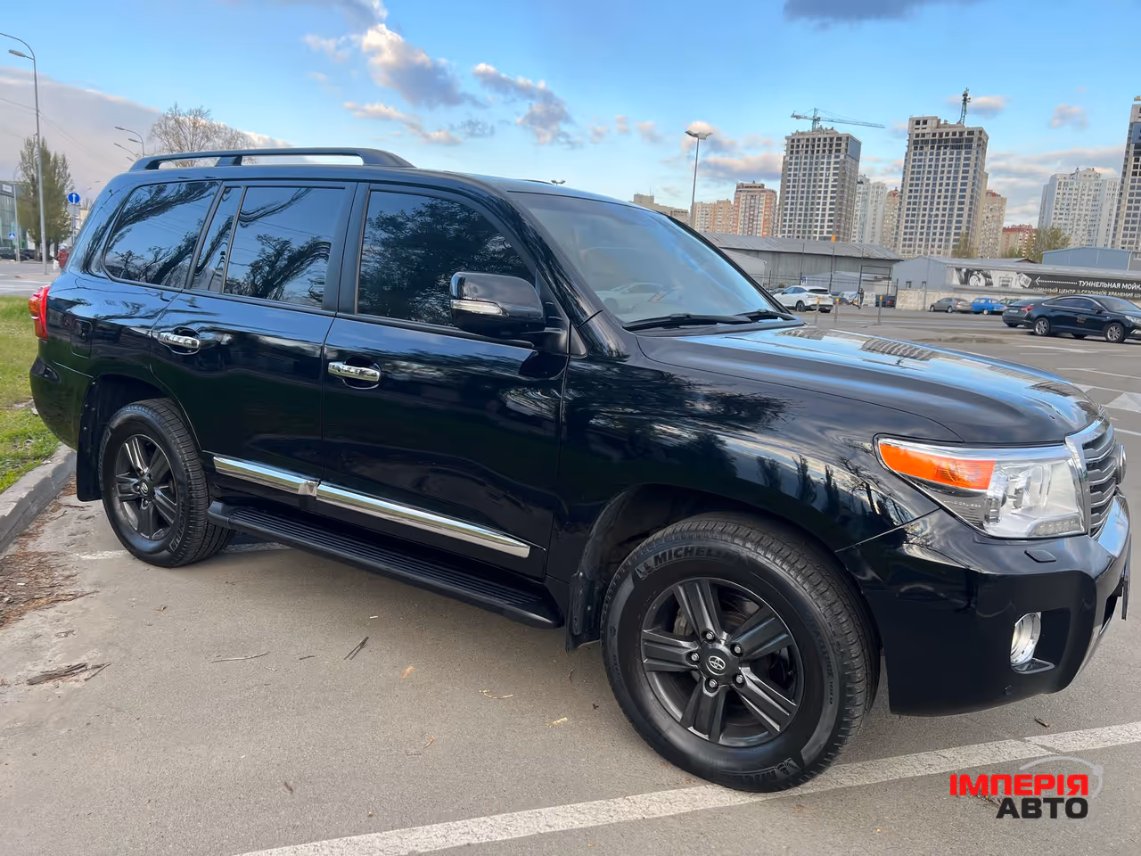 Toyota Land Cruiser - фото 2