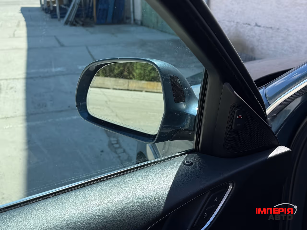 Audi Q3 - фото 15