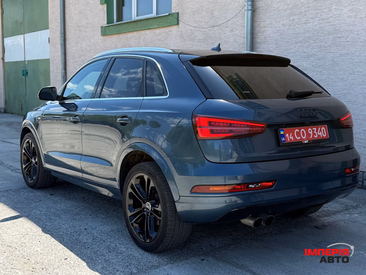 Audi Q3 - фото 9