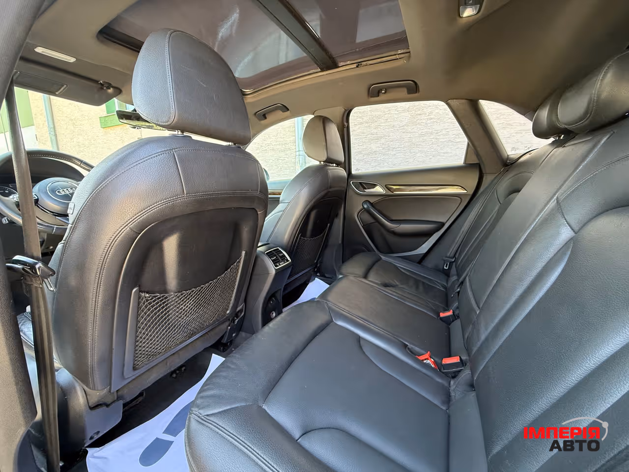 Audi Q3 - фото 18