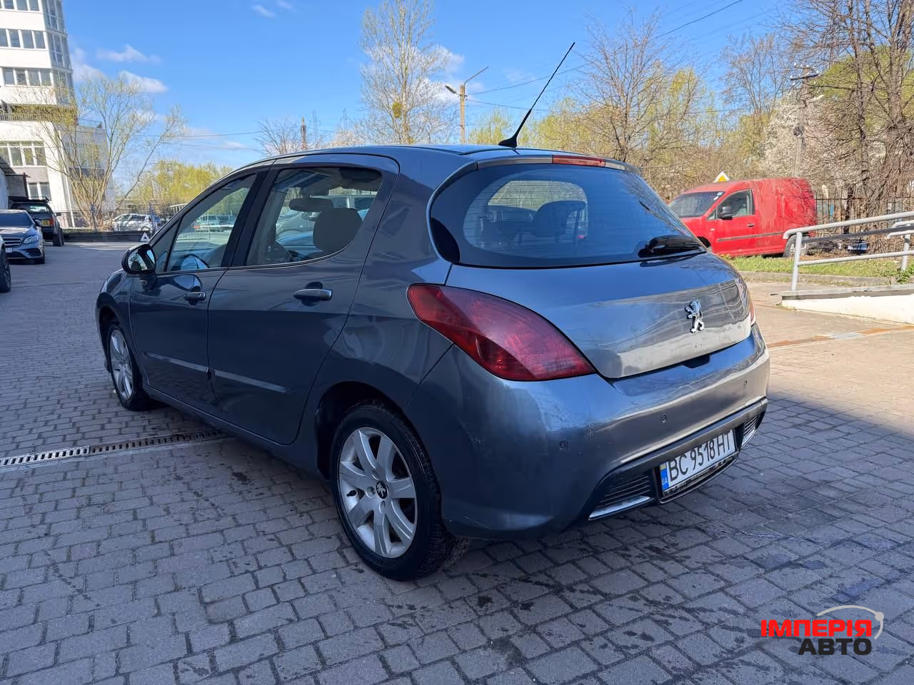 Peugeot 308 - фото 3