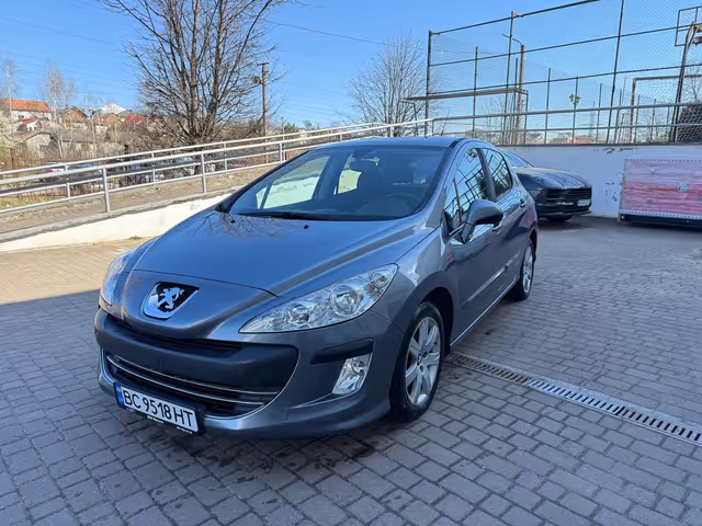 Peugeot 308 - фото 2