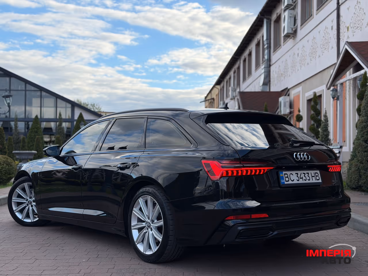 Audi A6 - фото 32