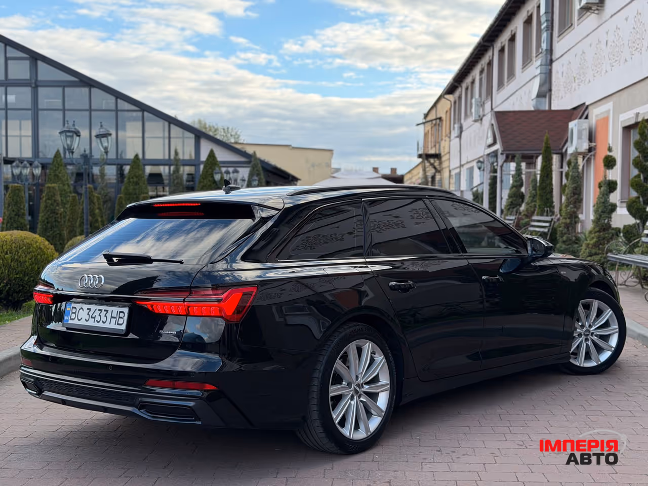 Audi A6 - фото 16