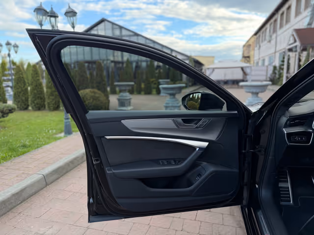 Audi A6 - фото 4