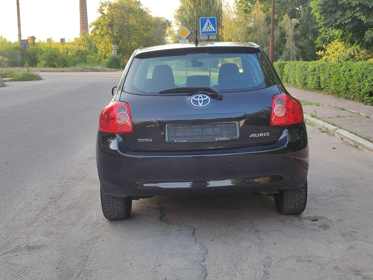 Toyota Auris - фото 10