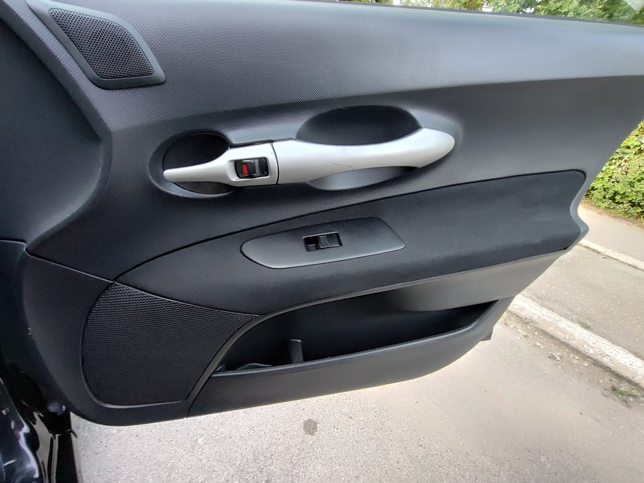 Toyota Auris - фото 28