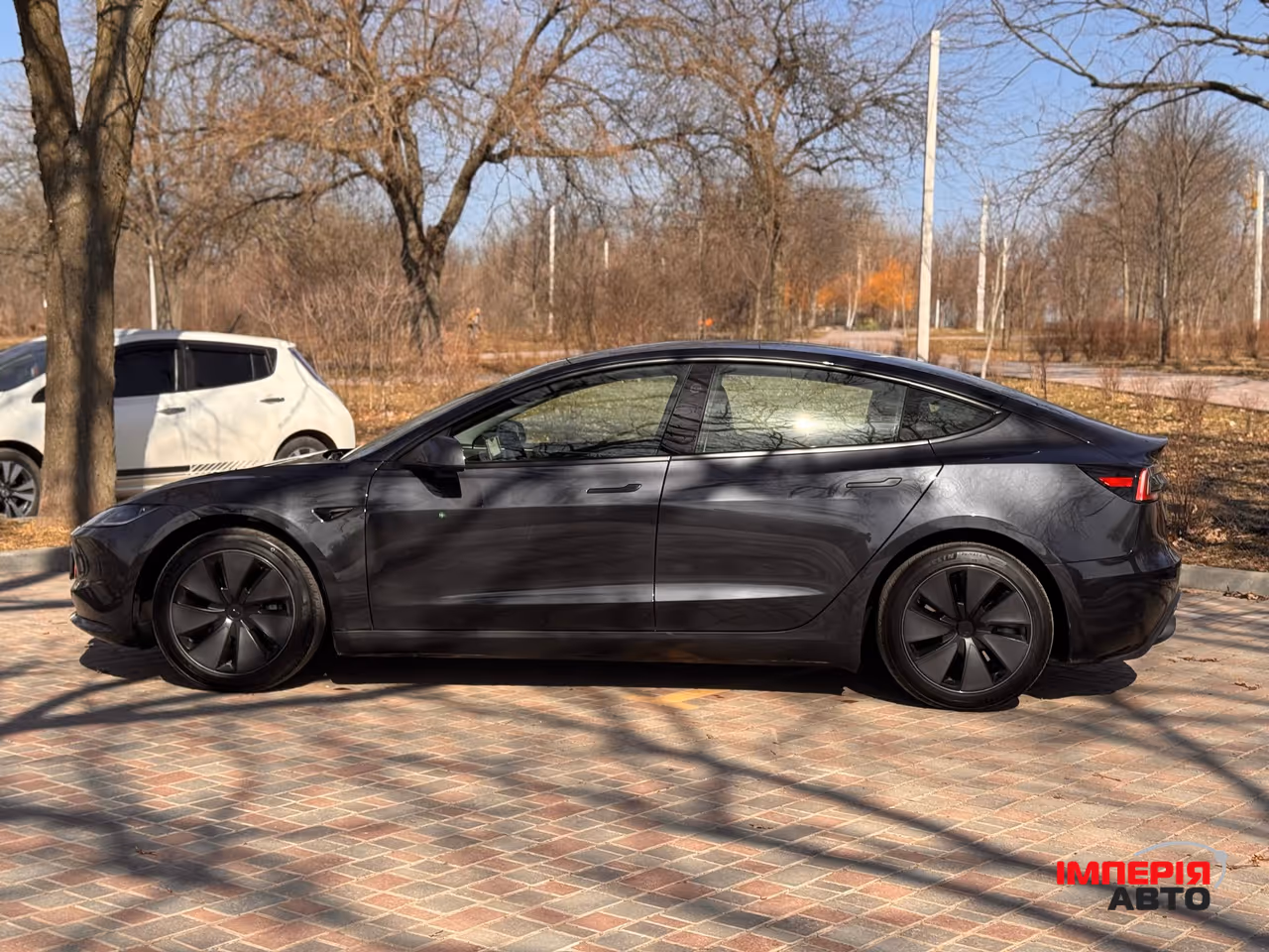 Tesla Model 3 - фото 13