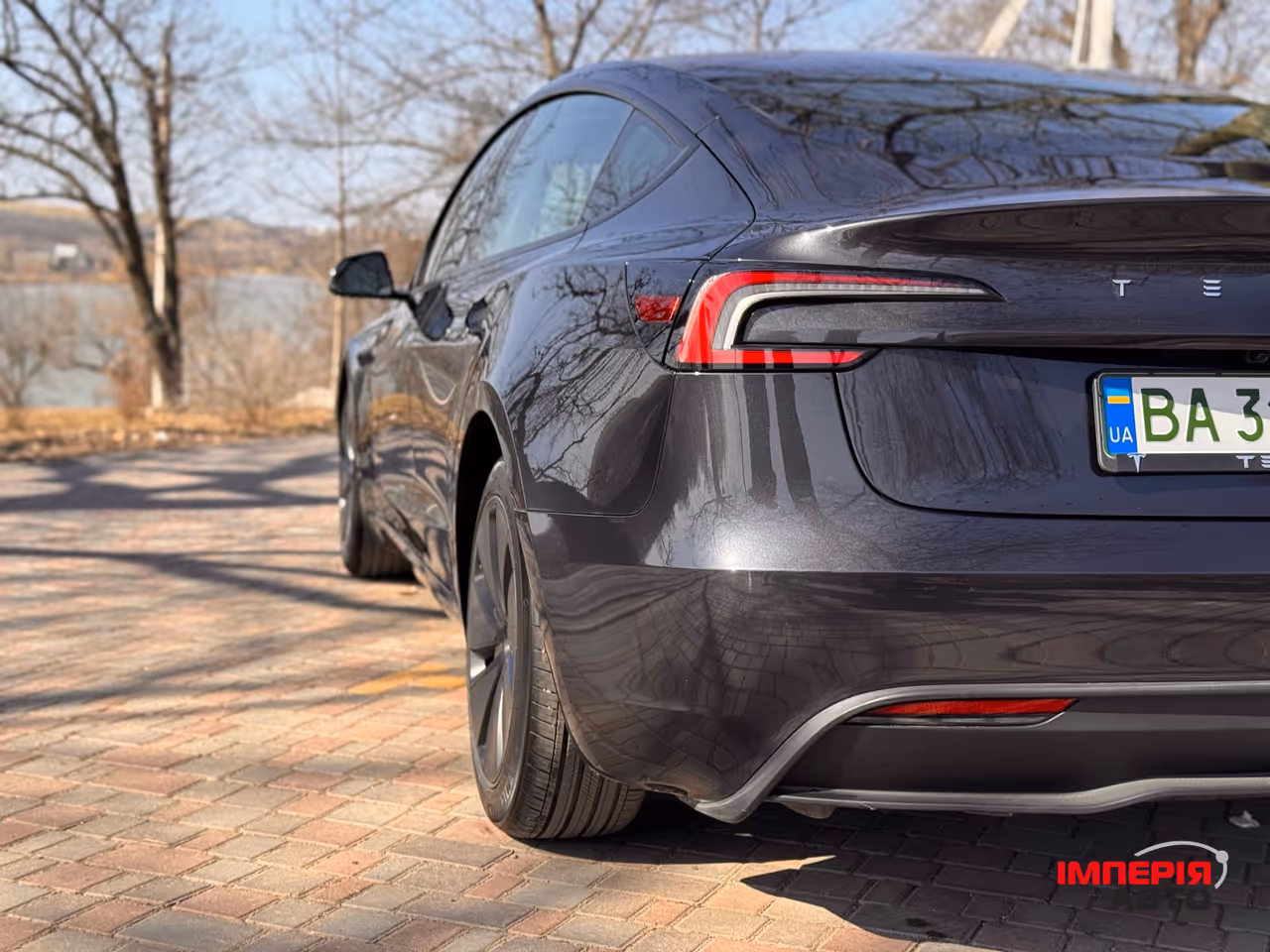Tesla Model 3 - фото 23