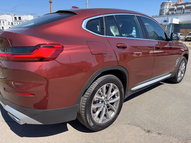 BMW X4 - фото 3