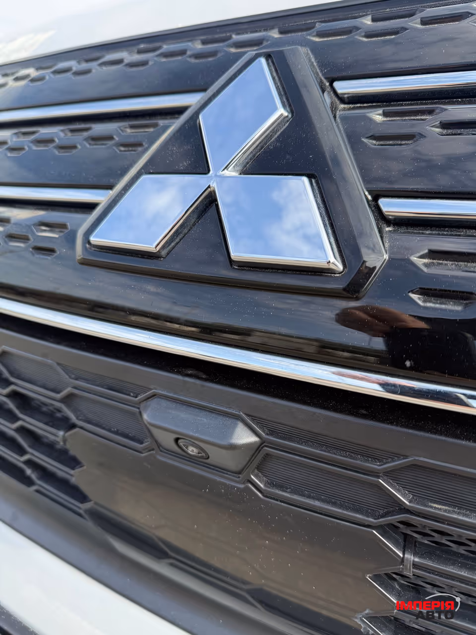 Mitsubishi Outlander - фото 10