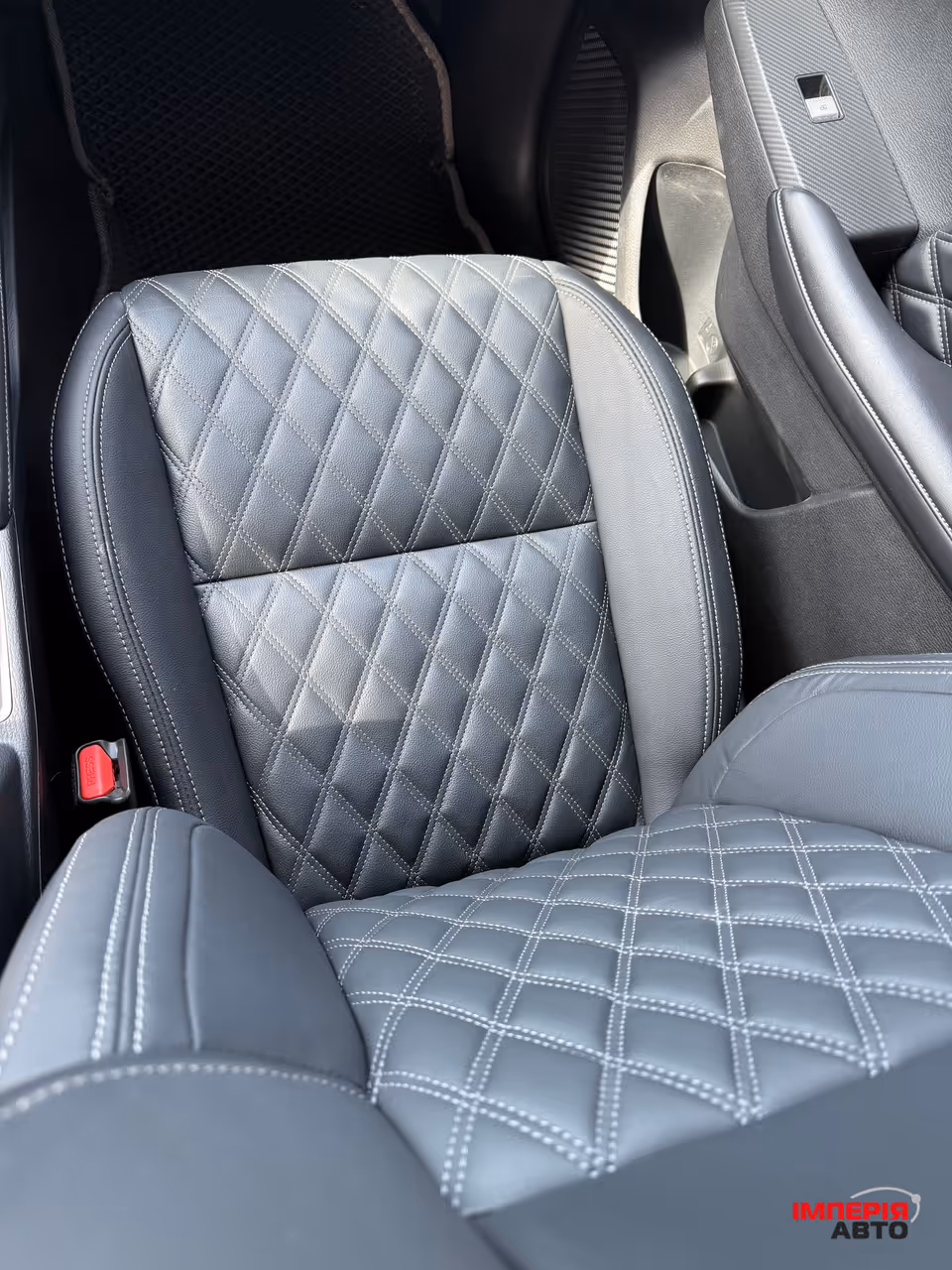 Mitsubishi Outlander - фото 14