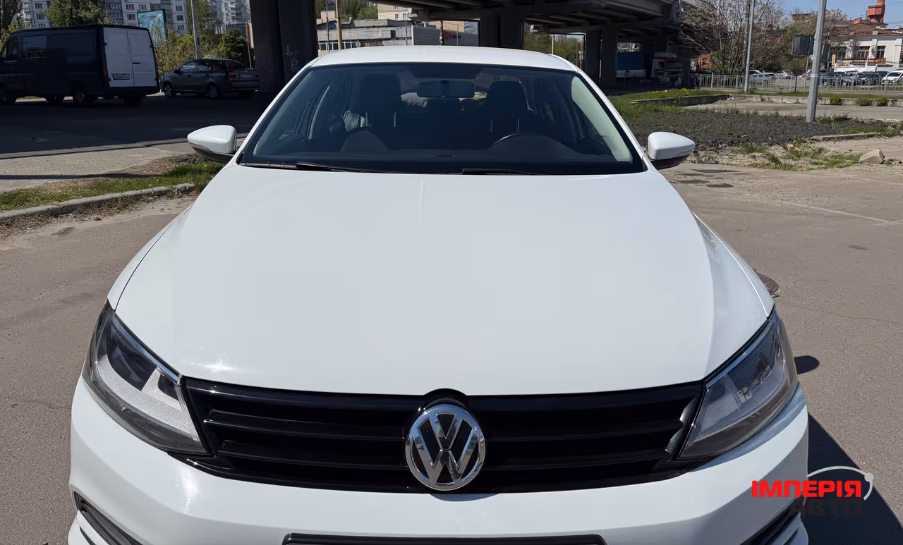 Volkswagen Jetta - фото 5