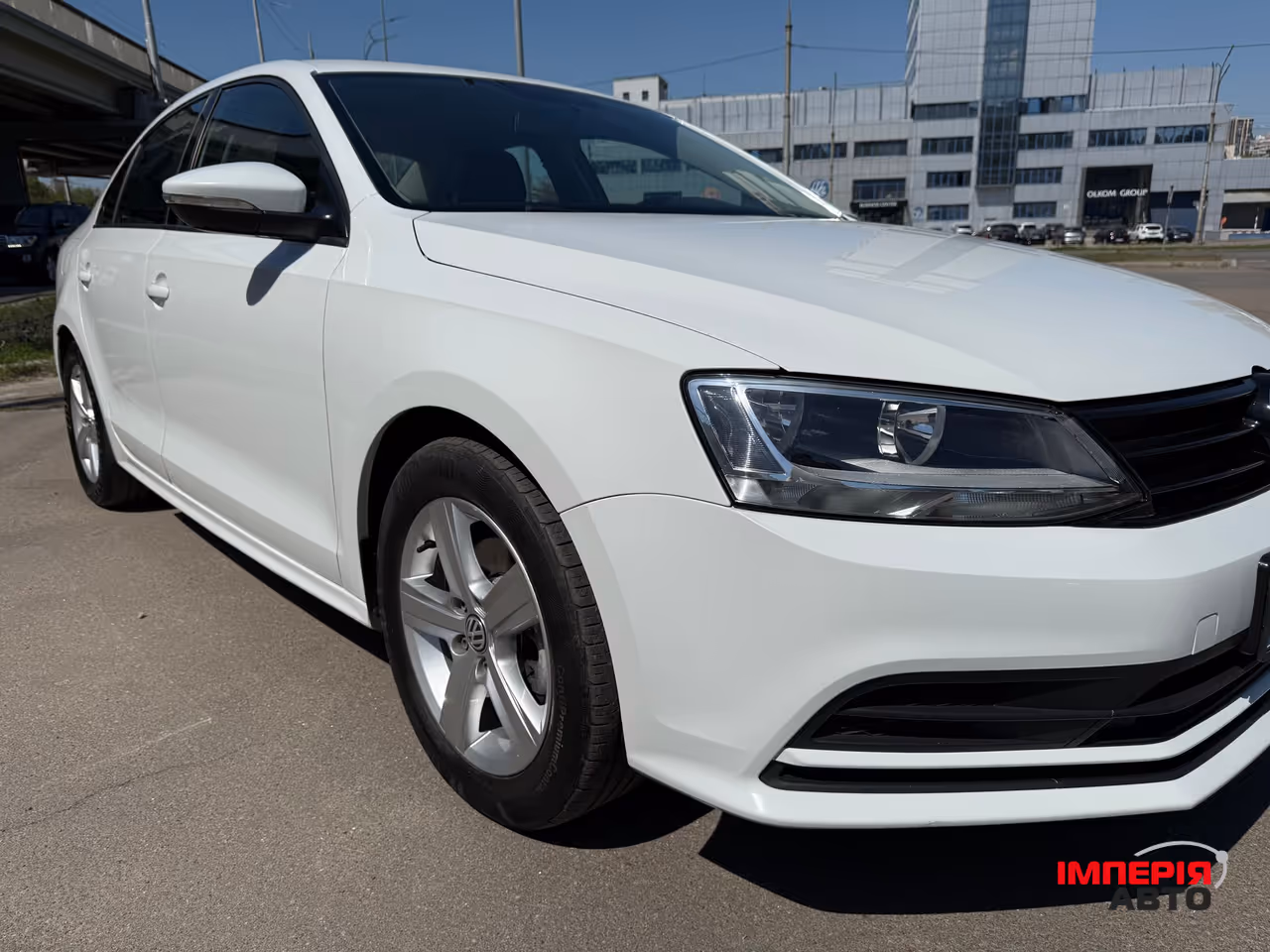 Volkswagen Jetta - фото 2