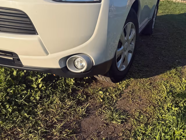 Mitsubishi Outlander - фото 3