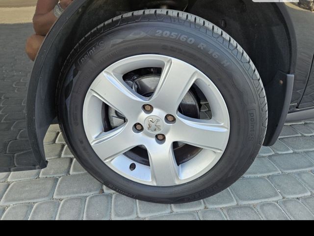 Peugeot 3008 - фото 1