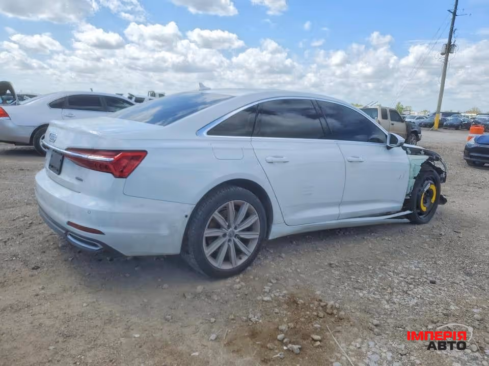 Audi A6 - фото 5