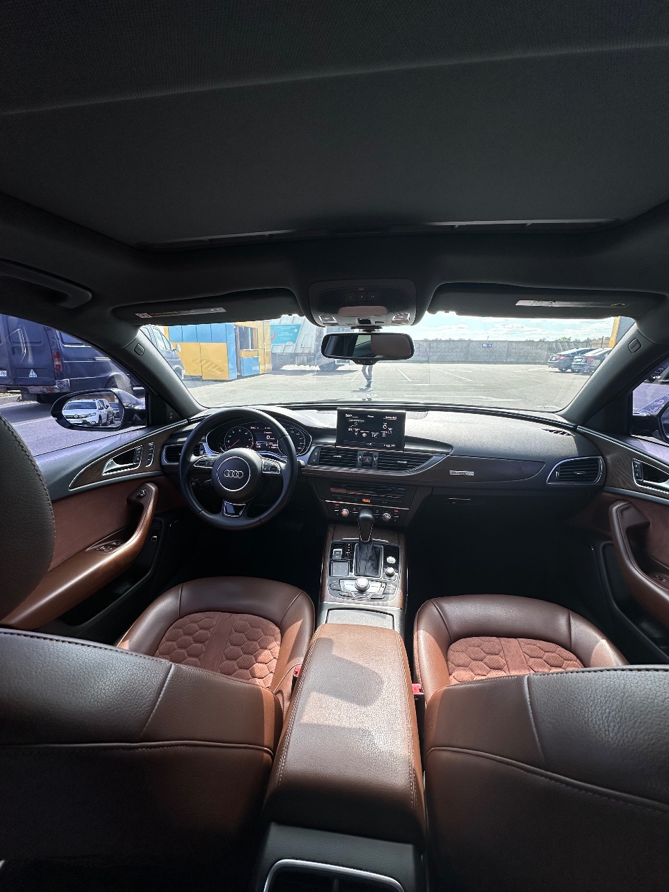 Audi A6 - фото 15
