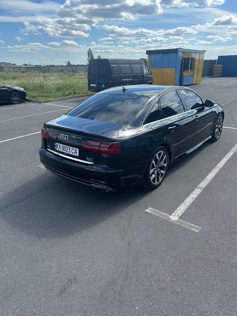Audi A6 - фото 13
