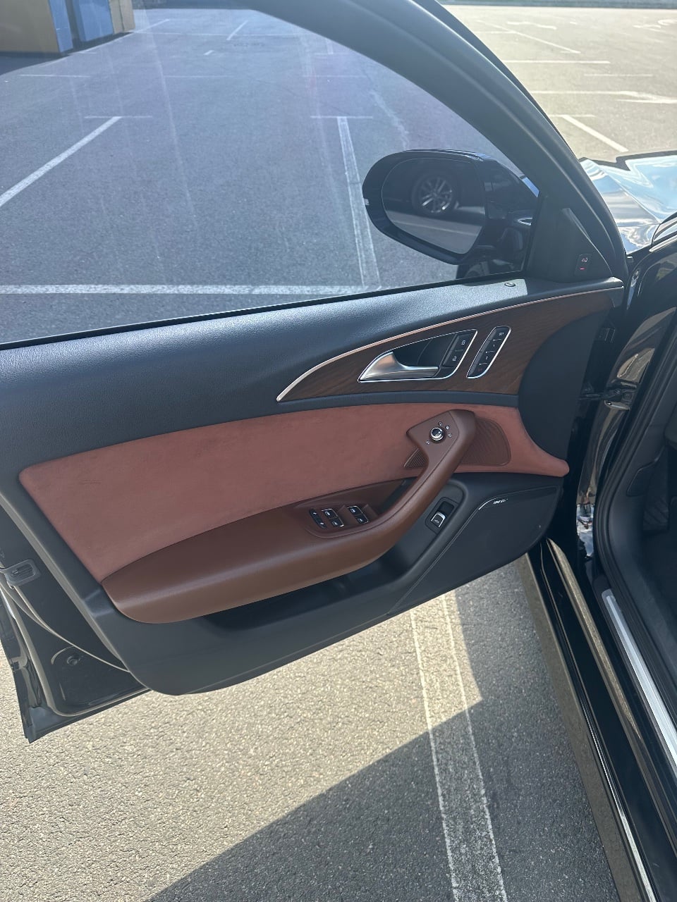 Audi A6 - фото 25