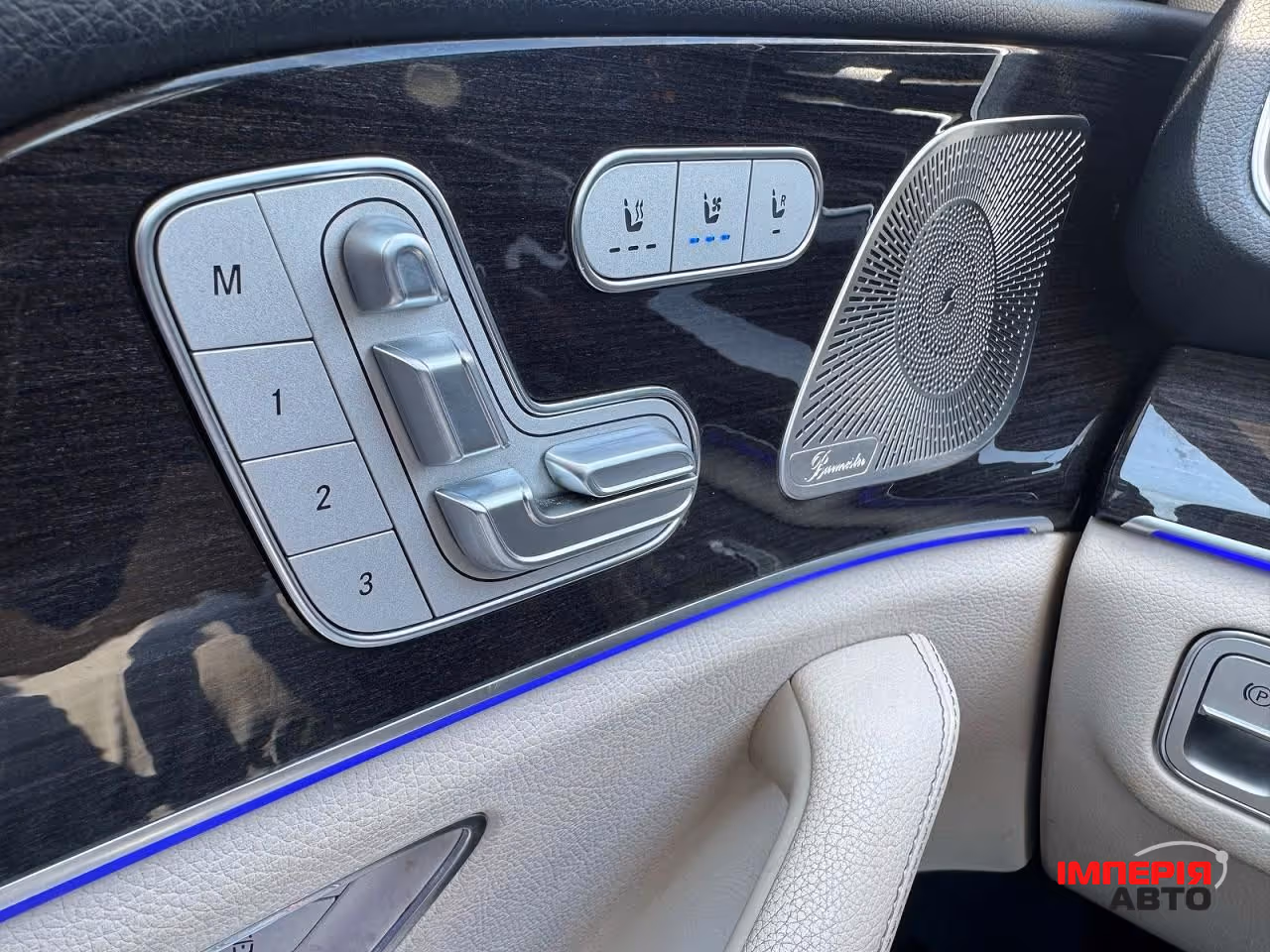 Mercedes-Benz GLE - фото 11