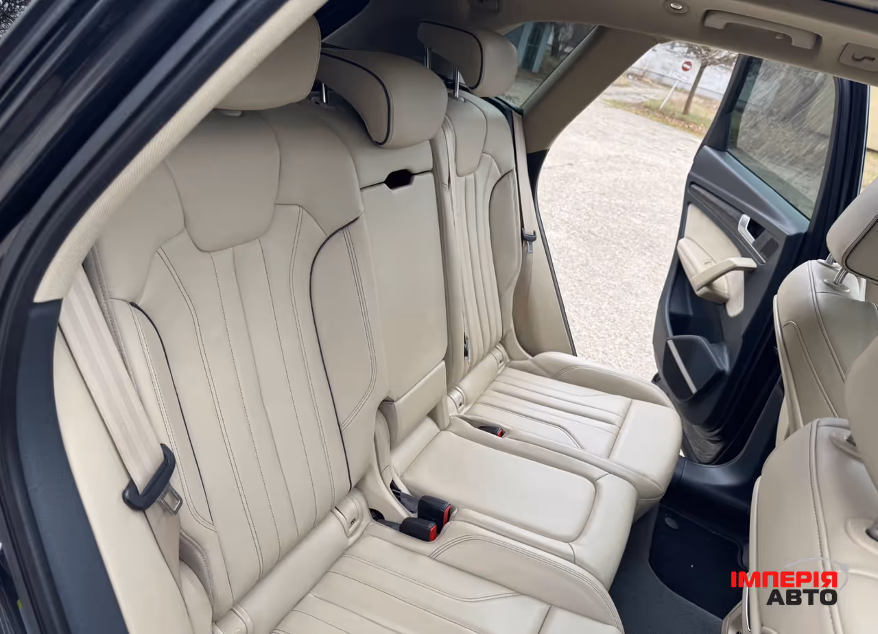 Audi Q5 - фото 13