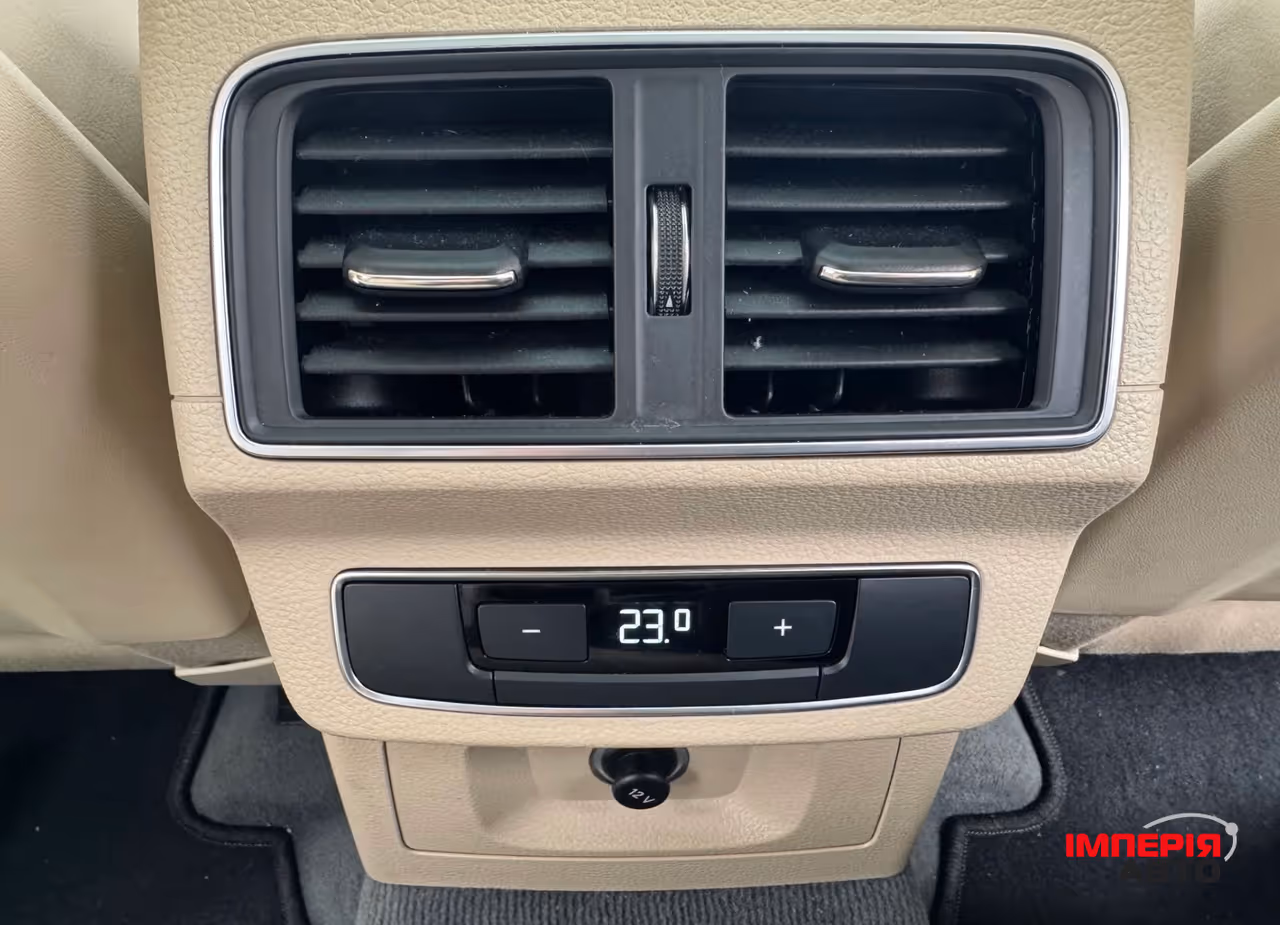 Audi Q5 - фото 24